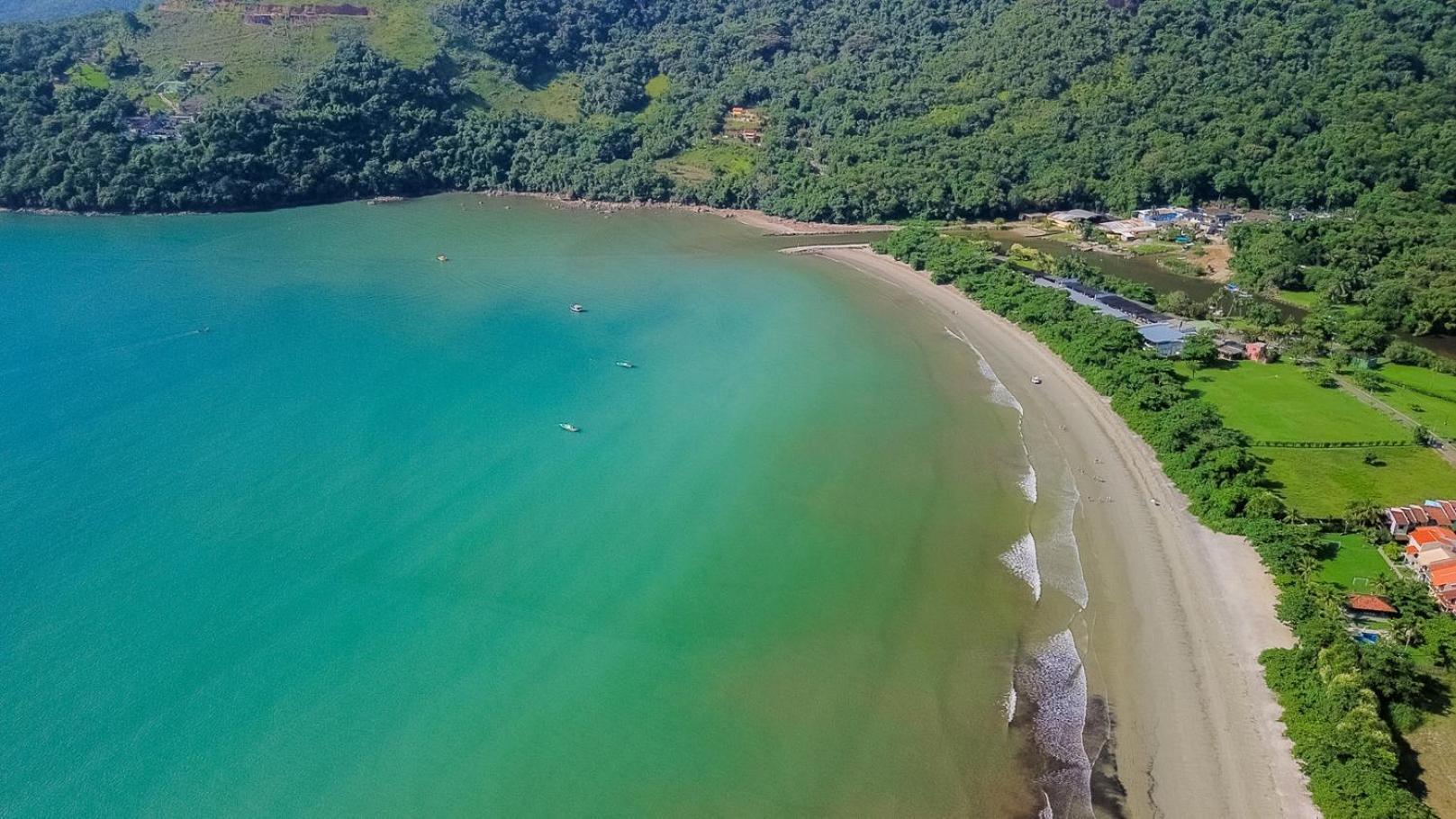 Casa de férias Casa Com Wifi, Piscina E Churrasq A 400m Do Mar *